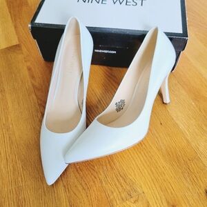 NWT Nine West Leather Stilettos